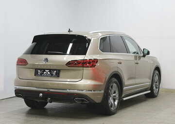 Volkswagen Touareg Вид 4