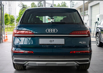Audi Q7 Вид 4