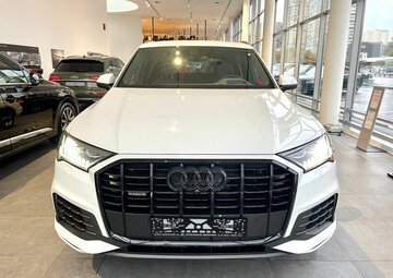 Audi Q7 Вид 2