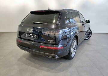 Audi Q7 Вид 4