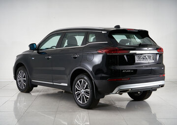 Geely Atlas Pro Вид 4