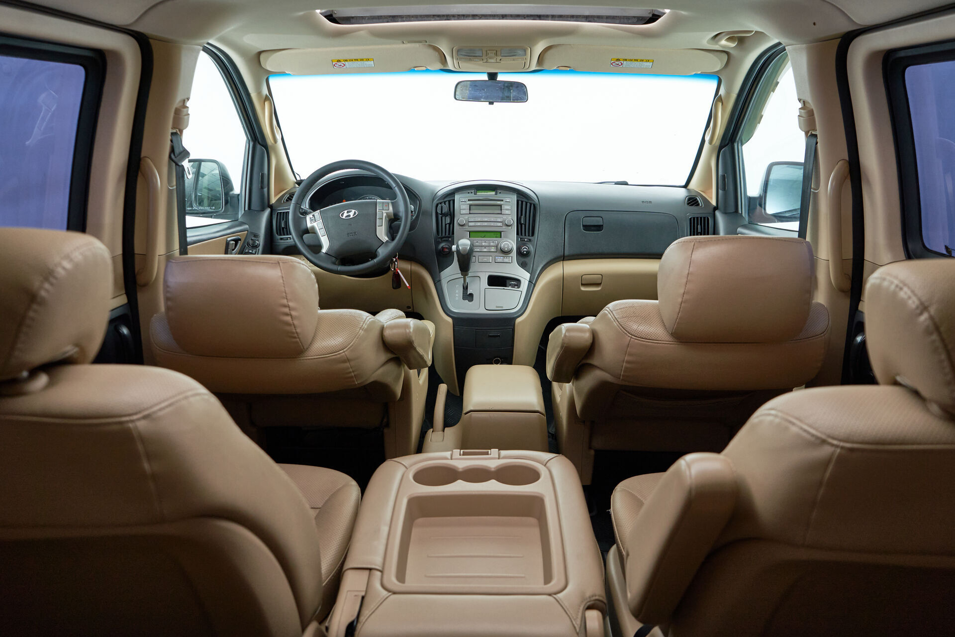 Hyundai Grand Starex