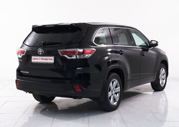 Toyota Highlander Вид 4