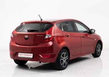 Hyundai Solaris Вид 4