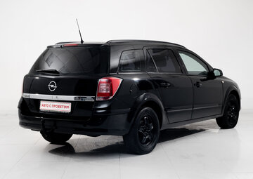 Opel Astra Вид 4