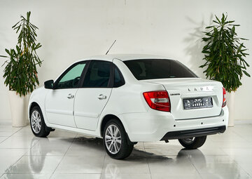 Lada Granta Вид 4