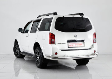 Nissan Pathfinder Вид 5