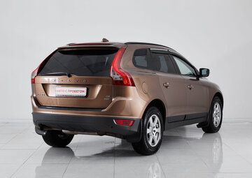 Volvo XC60 Вид 4
