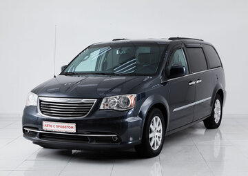 Chrysler Town & Country Вид 1