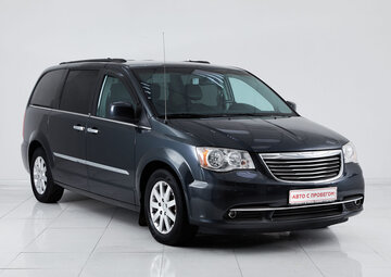 Chrysler Town & Country Вид 3
