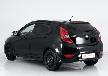 Hyundai Solaris Вид 5