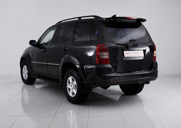 Ssangyong Rexton Вид 4