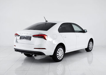 Skoda Rapid Вид 5