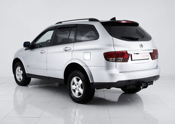 Ssangyong Kyron Вид 4