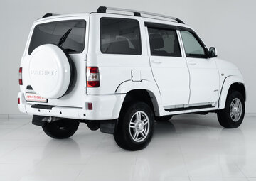 UAZ Patriot Вид 4