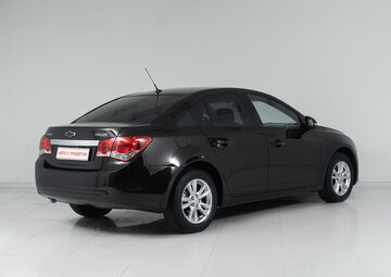 Chevrolet Cruze Вид 4