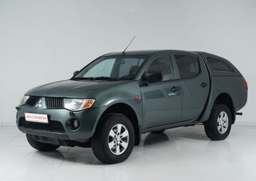 Mitsubishi L200 Вид 1