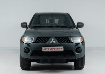 Mitsubishi L200 Вид 2