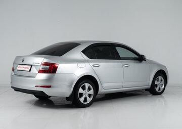Skoda Octavia Вид 4