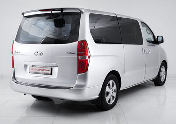 Hyundai Grand Starex Вид 4