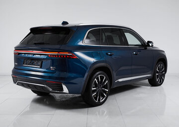 Geely Monjaro Вид 4