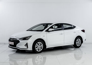 Hyundai Elantra Вид 1