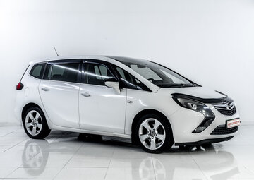 Opel Zafira Вид 3