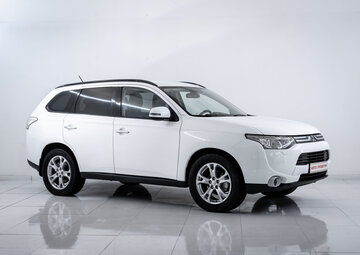 Mitsubishi Outlander Вид 3