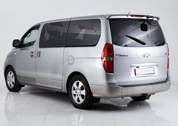 Hyundai Grand Starex Вид 4