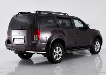 Nissan Pathfinder Вид 5