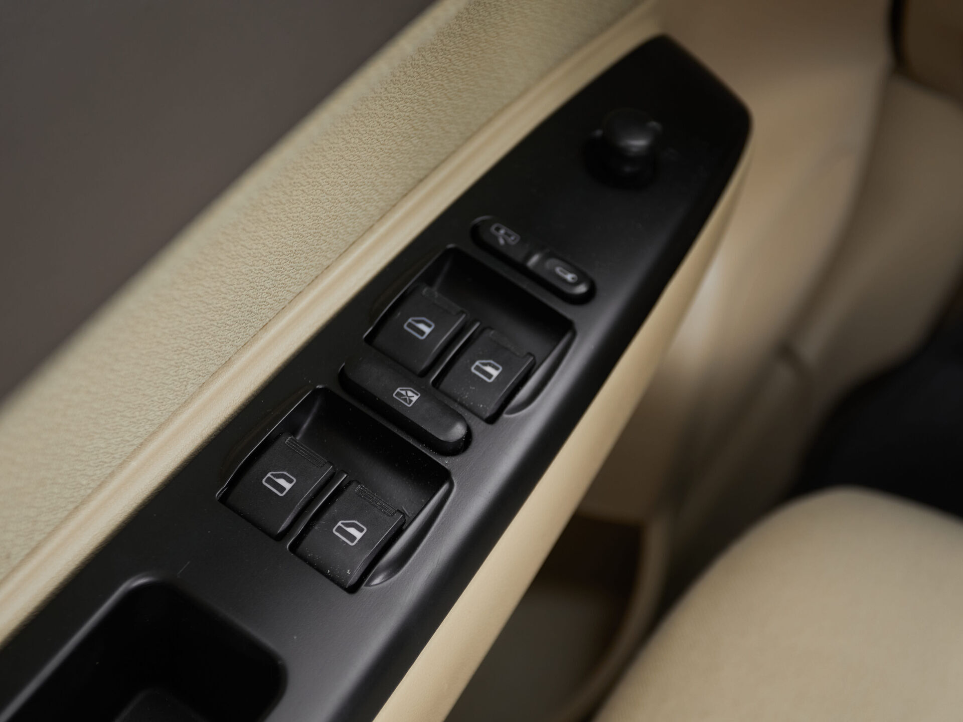 Chery CrossEastar (B14)