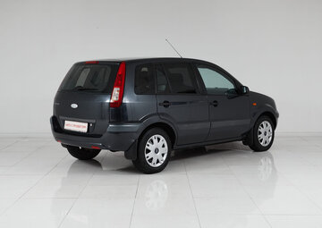 Ford Fusion Вид 5