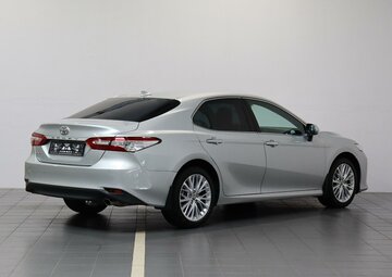 Toyota Camry Вид 3