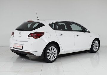 Opel Astra Вид 4