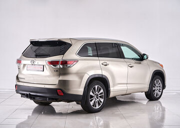 Toyota Highlander Вид 5
