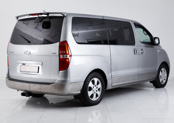 Hyundai Grand Starex Вид 5