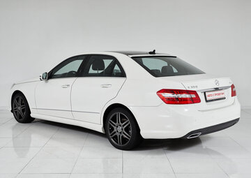 Mercedes benz E-Класс Вид 5