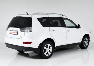 Mitsubishi Outlander Вид 5