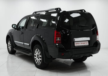 Nissan Pathfinder Вид 4