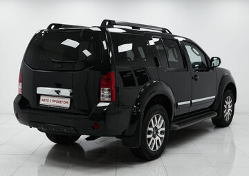 Nissan Pathfinder Вид 5