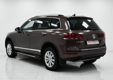Volkswagen Touareg Вид 4