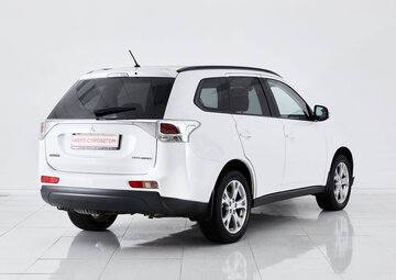Mitsubishi Outlander Вид 4