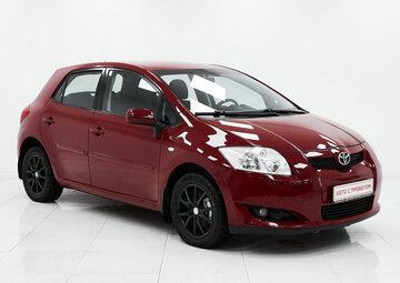 Toyota Auris Вид 3