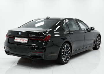 BMW 7 серии Вид 5