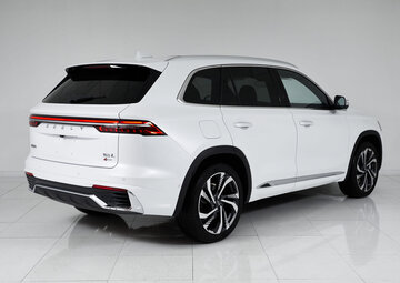 Geely Monjaro Вид 4