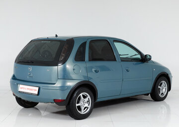 Opel Corsa Вид 4
