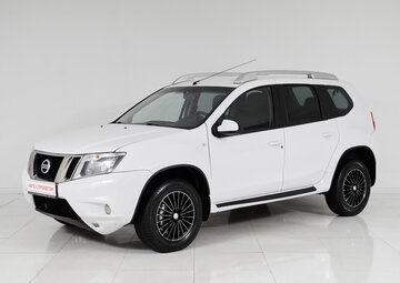 Nissan Terrano Вид 1