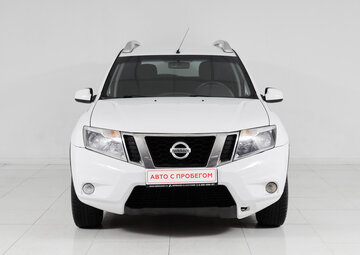 Nissan Terrano Вид 2