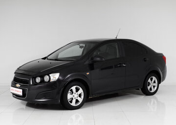 Chevrolet Aveo Вид 1