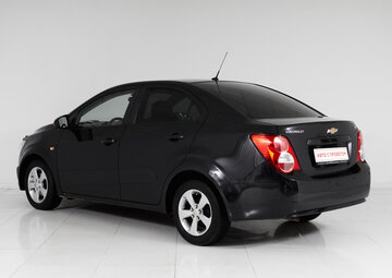 Chevrolet Aveo Вид 5